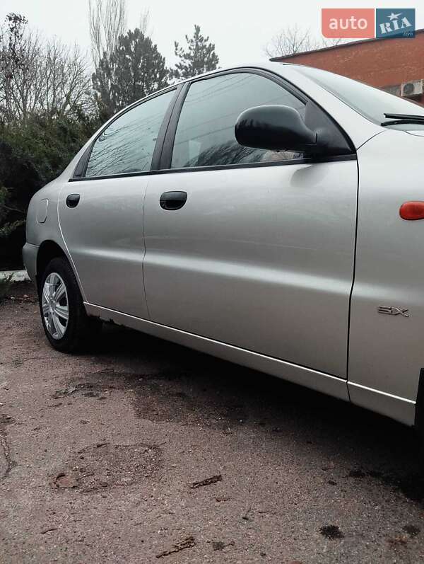 Седан Daewoo Lanos 2002 в Кропивницком