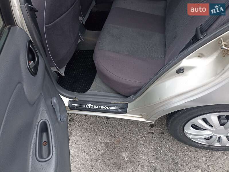 Седан Daewoo Lanos 2002 в Житомире фото 8 Седан Daewoo Lanos 2002 в Житомире