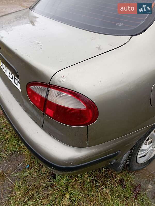 Седан Daewoo Lanos 2003 в Надворной