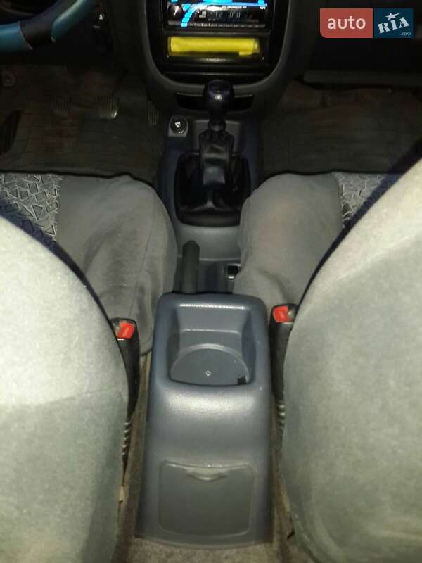 Седан Daewoo Lanos 2005 в Одессе