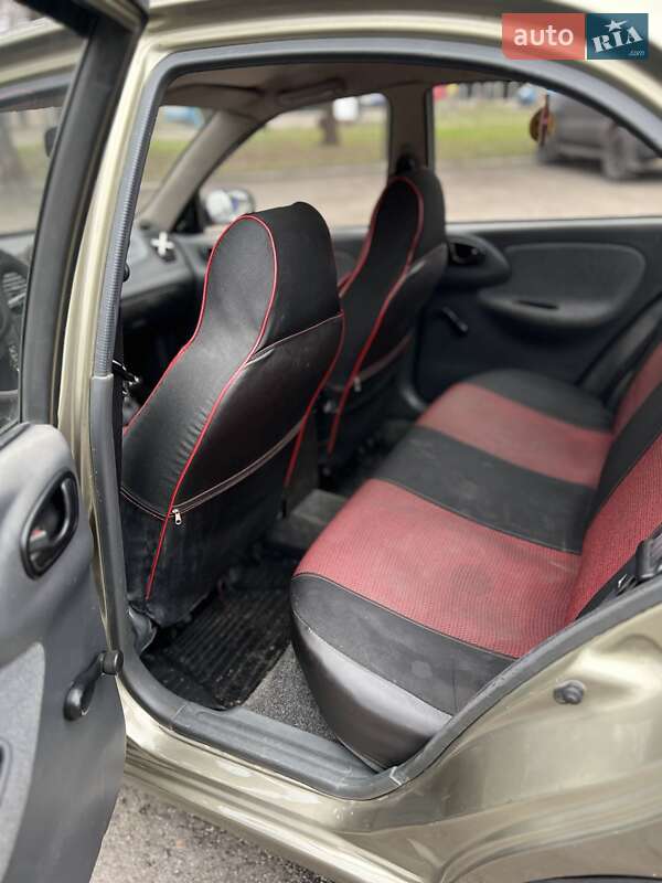 Седан Daewoo Lanos 2006 в Запорожье