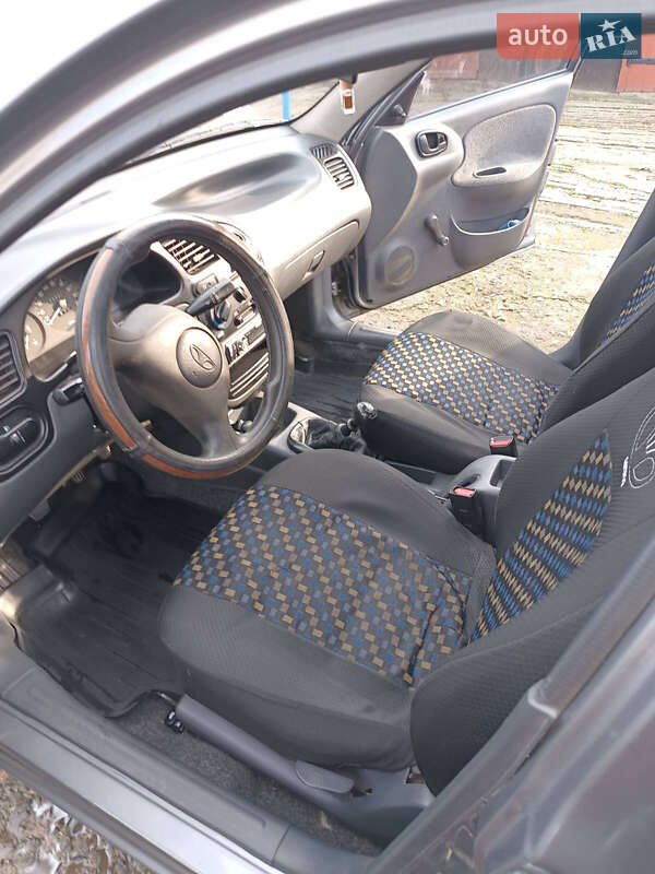 Седан Daewoo Lanos 2008 в Арцизові