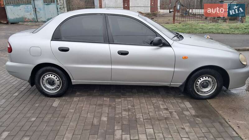 Седан Daewoo Lanos 2001 в Кривом Роге фото 2 Седан Daewoo Lanos 2001 в Кривом Роге