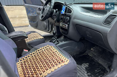 Седан Daewoo Lanos 2003 в Черновцах