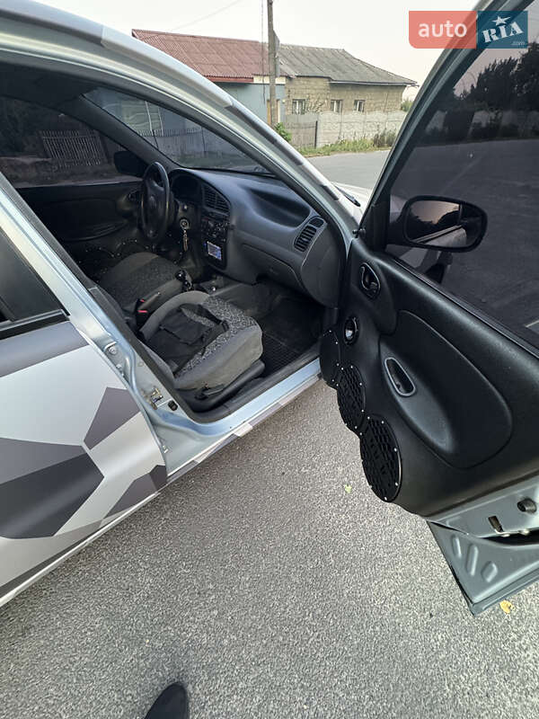 Седан Daewoo Lanos 2011 в Дніпрі