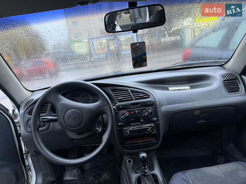 Седан Daewoo Lanos 2003 в Тернополі