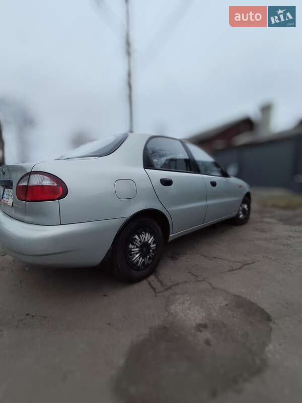 Седан Daewoo Lanos 2009 в Шептицькому