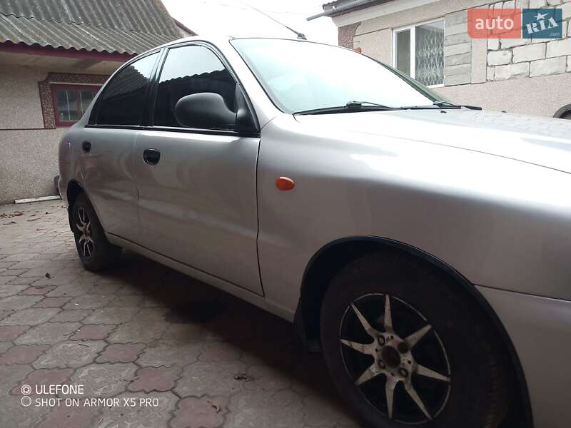 Хэтчбек Daewoo Lanos 2003 в Теофиполе
