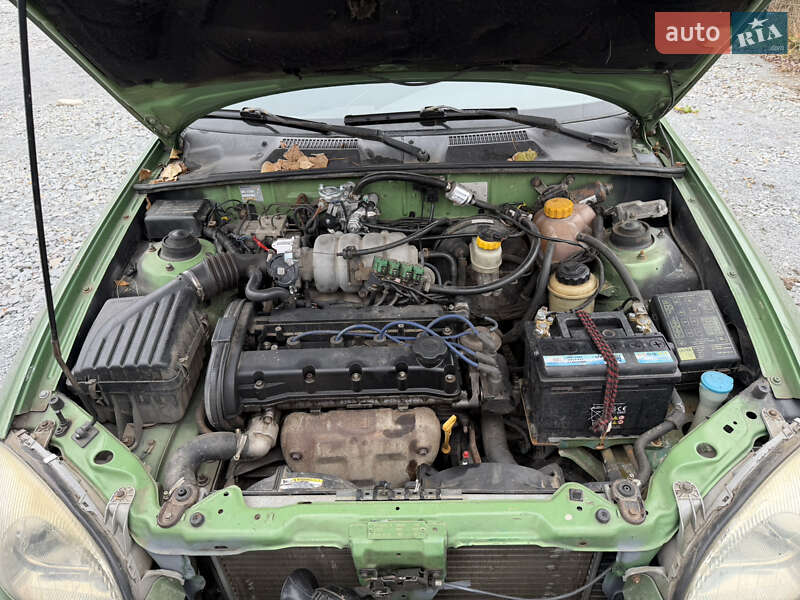 Седан Daewoo Lanos 2003 в Ровно фото 3 Седан Daewoo Lanos 2003 в Ровно