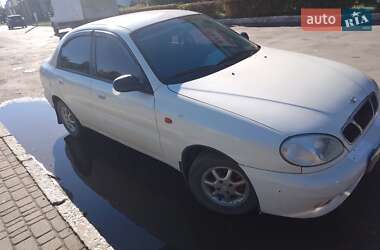 Седан Daewoo Lanos 2002 в Радивиліві