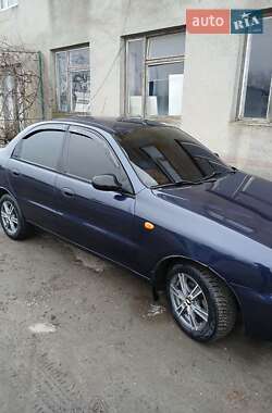 Седан Daewoo Lanos 2004 в Томашполе
