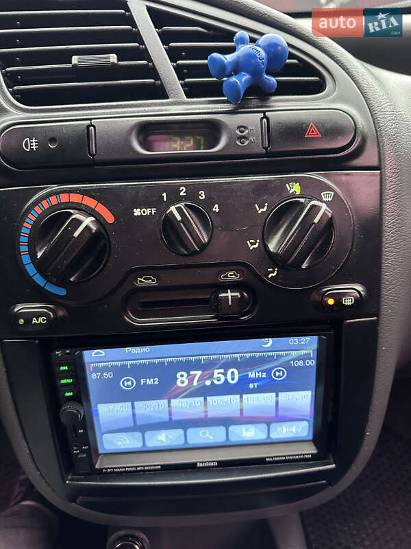 Седан Daewoo Lanos 2007 в Сумах