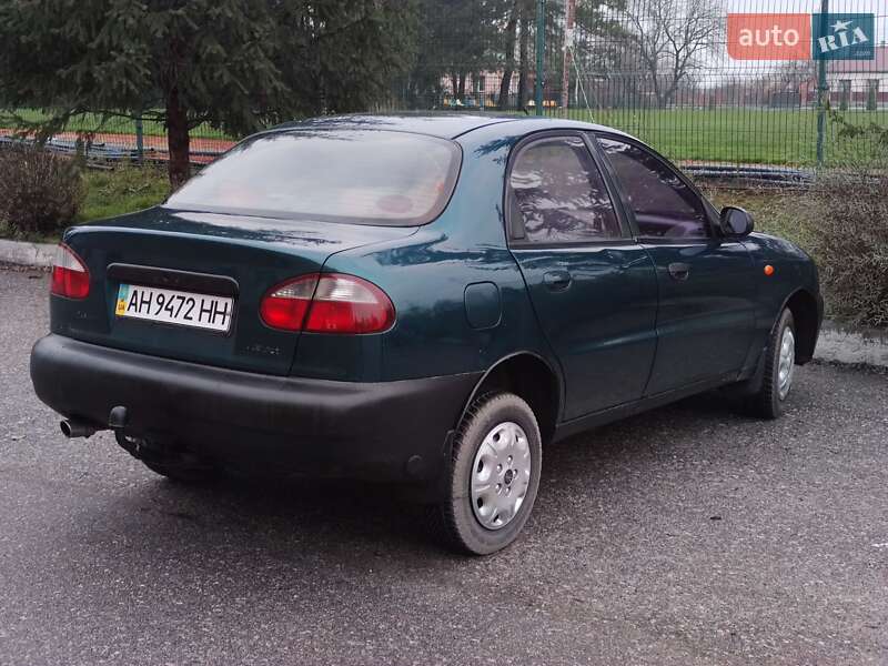 Седан Daewoo Lanos 2000 в Александрие