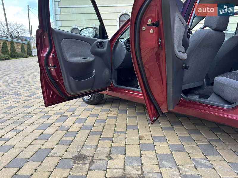 Седан Daewoo Lanos 2006 в Могилев-Подольске