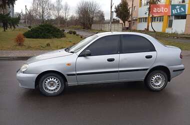 Седан Daewoo Lanos 2008 в Голобах
