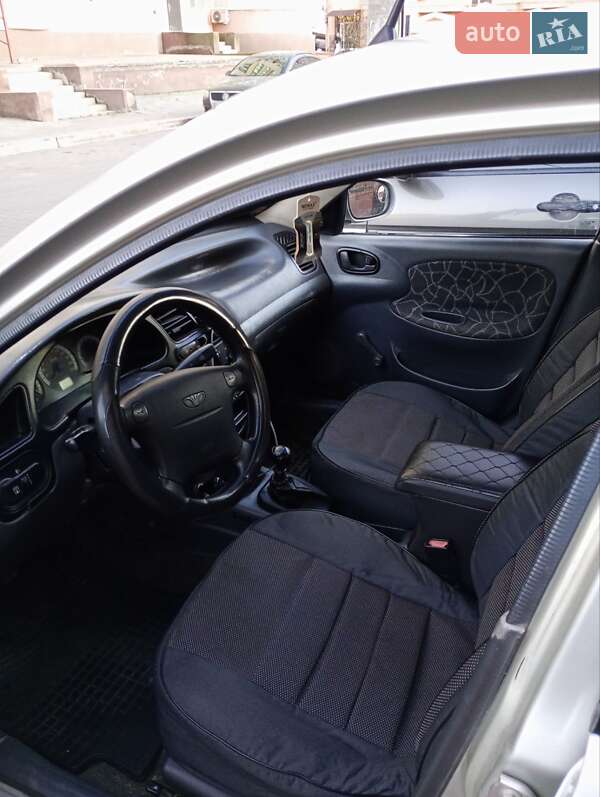 Седан Daewoo Lanos 2003 в Южном