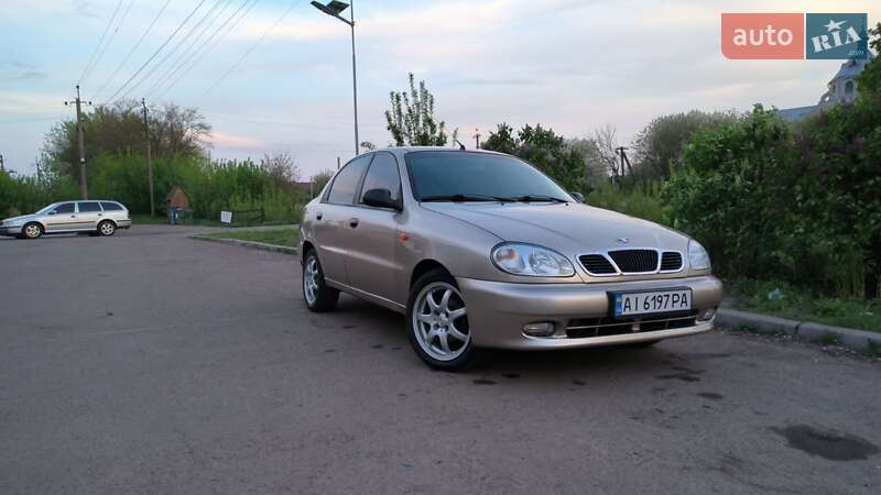 Седан Daewoo Lanos 2004 в Попельне