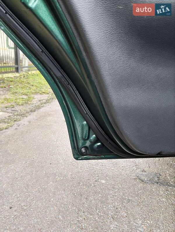 Седан Daewoo Lanos 1998 в Львове