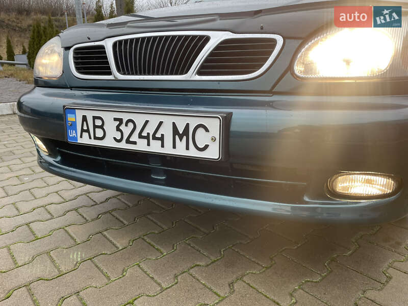 Седан Daewoo Lanos 2003 в Калиновке