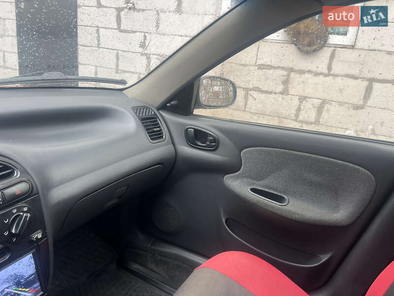 Седан Daewoo Lanos 2006 в Казатине