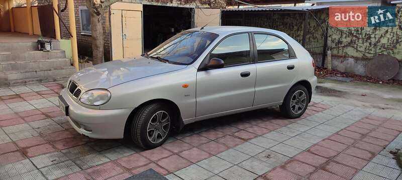 Хэтчбек Daewoo Lanos 2003 в Киеве