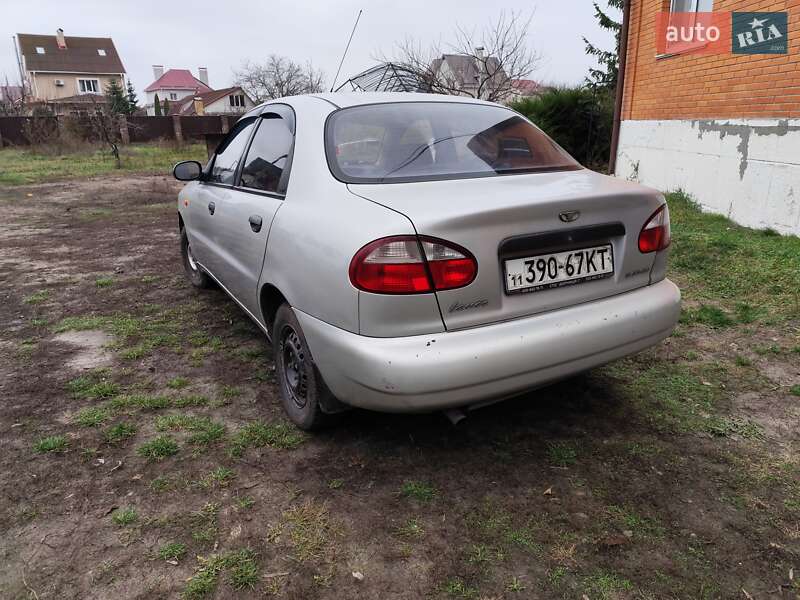 Седан Daewoo Lanos 2003 в Києві
