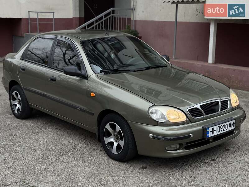 Седан Daewoo Lanos 2004 в Одессе