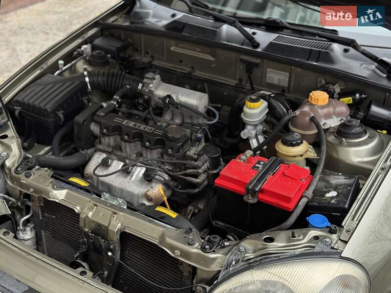 Седан Daewoo Lanos 2004 в Одессе