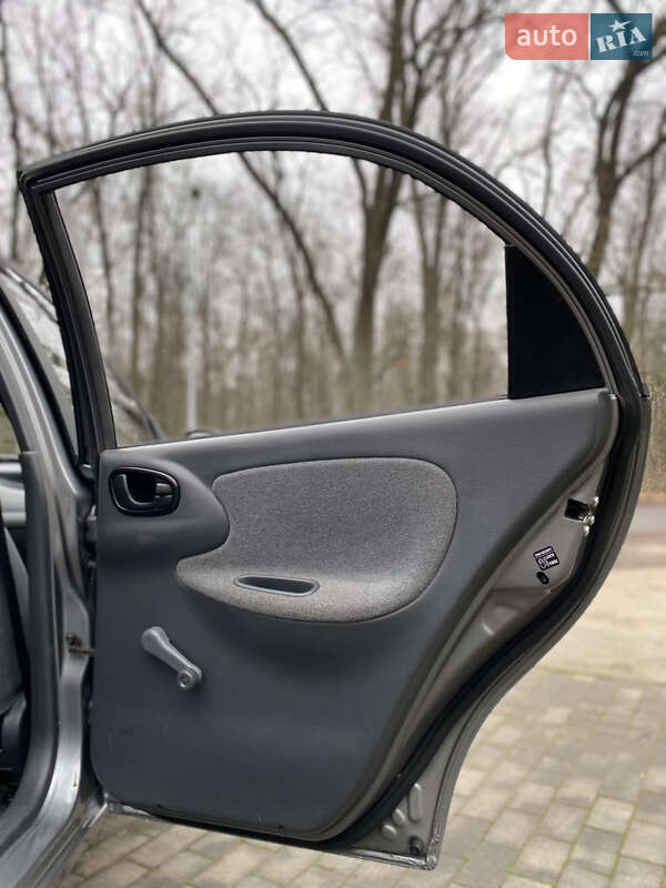 Седан Daewoo Lanos 2008 в Киеве