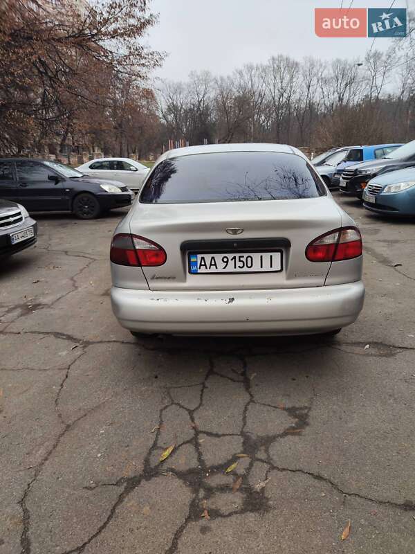 Седан Daewoo Lanos 2003 в Києві