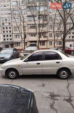 Седан Daewoo Lanos 2003 в Киеве