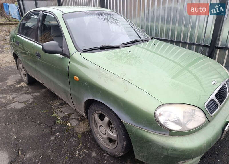 Седан Daewoo Lanos 2003 в Ровно