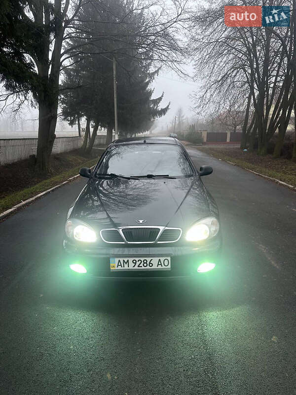 Седан Daewoo Lanos 2008 в Житомире