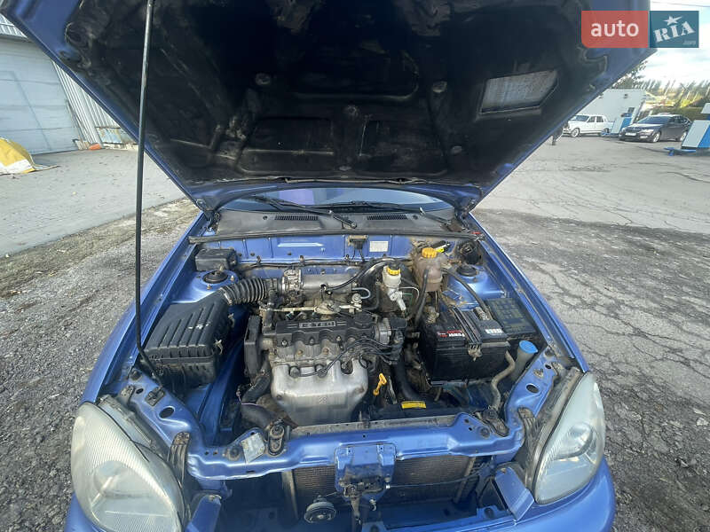 Седан Daewoo Lanos 2008 в Хмільнику