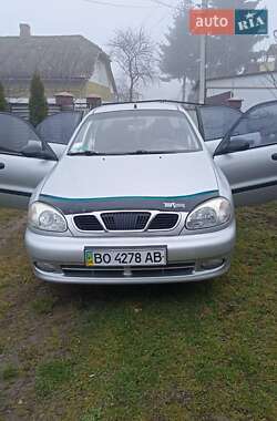 Седан Daewoo Lanos 2002 в Чорткове