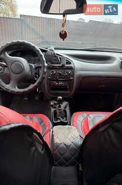 Седан Daewoo Lanos 2003 в Ичне