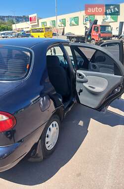 Седан Daewoo Lanos 2004 в Житомирі