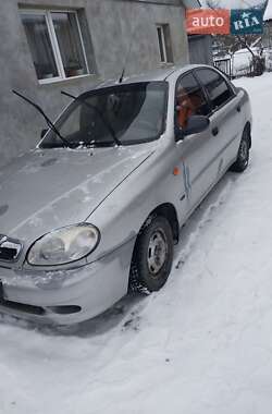 Седан Daewoo Lanos 2003 в Ужгороді