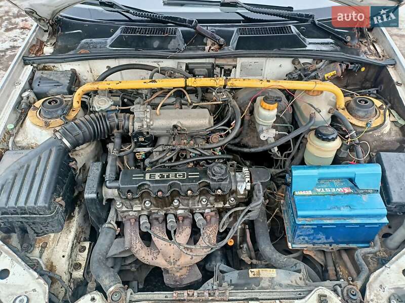 Седан Daewoo Lanos 2003 в Чернівцях