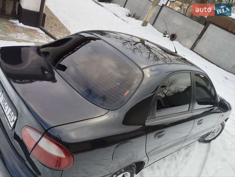 Седан Daewoo Lanos 2009 в Монастыриске