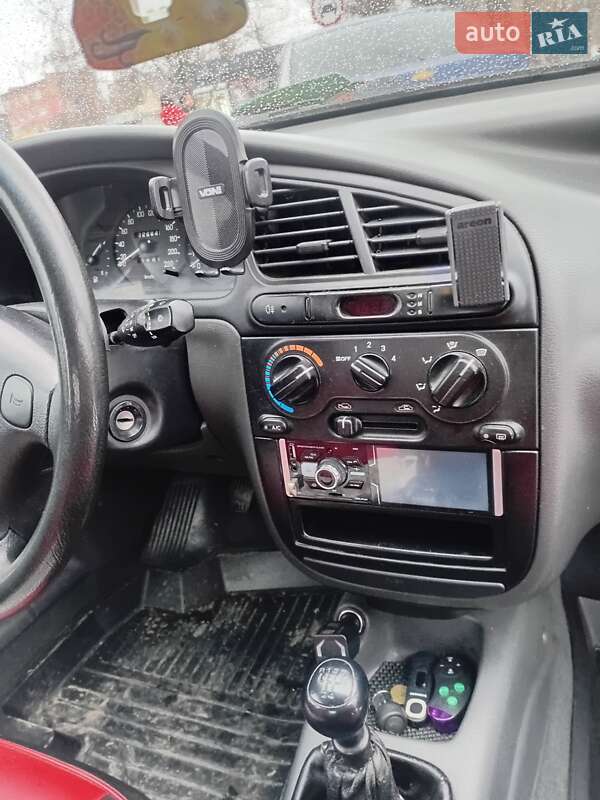 Седан Daewoo Lanos 2005 в Кропивницькому
