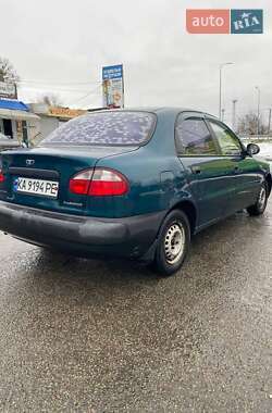 Седан Daewoo Lanos 2002 в Киеве