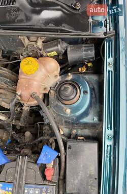 Седан Daewoo Lanos 2002 в Киеве