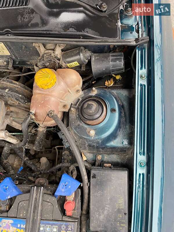 Седан Daewoo Lanos 2002 в Киеве фото 5 Седан Daewoo Lanos 2002 в Киеве