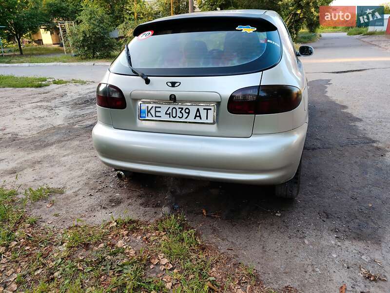 Хэтчбек Daewoo Lanos 2004 в Днепре