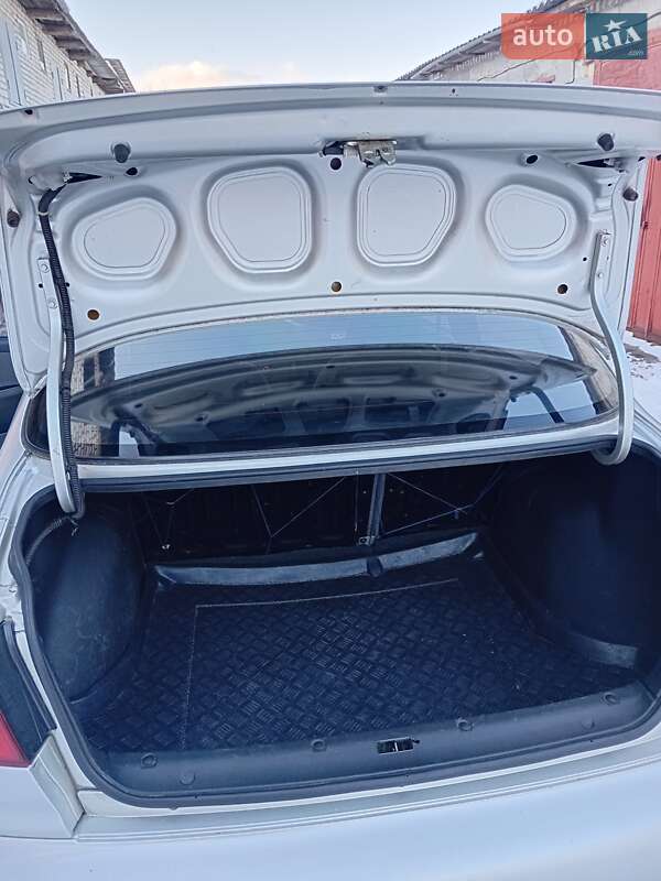 Седан Daewoo Lanos 2004 в Житомирі