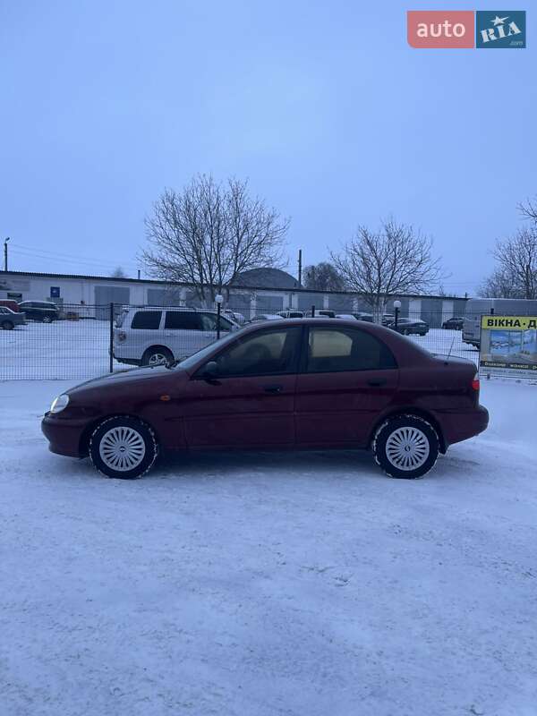 Седан Daewoo Lanos 2008 в Баре