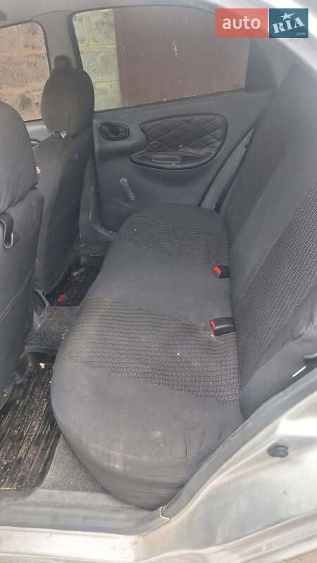 Седан Daewoo Lanos 2007 в Кривом Роге