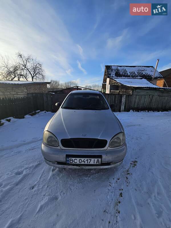 Седан Daewoo Lanos 1998 в Львові фото Седан Daewoo Lanos 1998 в Львові