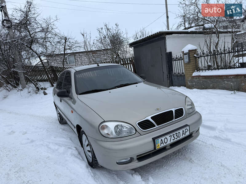 Седан Daewoo Lanos 2009 в Умани